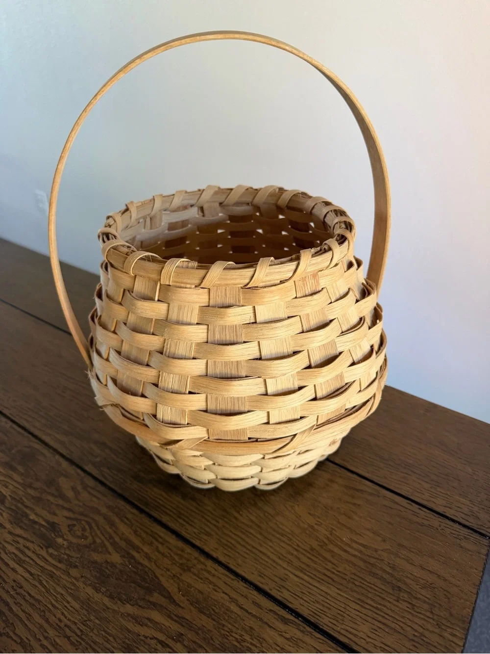 Nantucket Style Basket Large Handle Round Taper Bubble LARGE Wicker Ratan signed